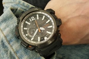 A pilot's dream watch. The Casio Gravitymaster PPW-2000 made with input from RAF pilots. With 3-way connected engine.