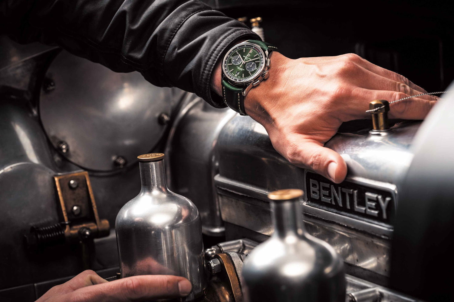 Breitling And Bentley Extend Highly Succesful Partnership