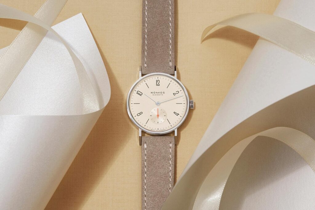 Nomos Tangente 33