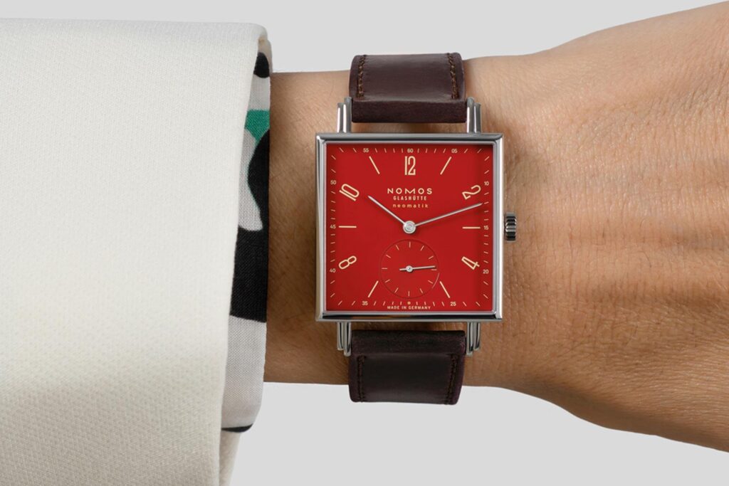 Nomos Tetra Neomatik