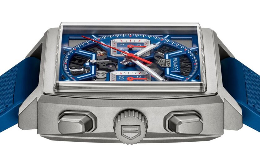 Verstappen viert feest met TAG Heuer Monaco Skeleton