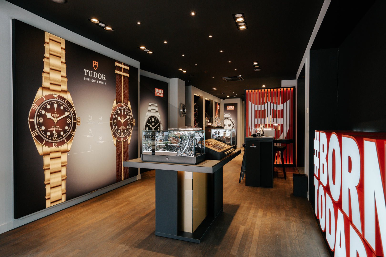 TUDOR pop-upboetiek in het Belgische Knokke